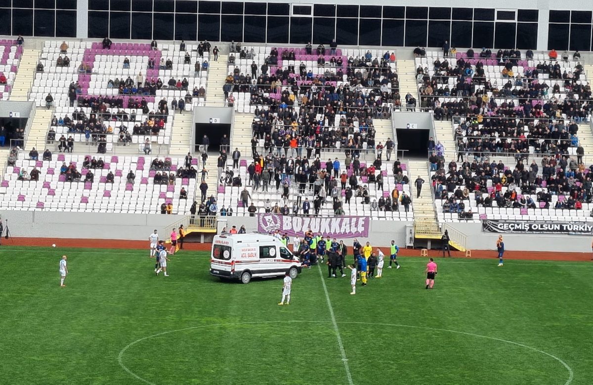 Yeni Ordu Stadyumu’nda Ambulans Krizi Taraftarları Çileden Çıkardı !