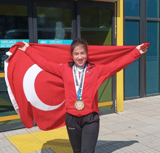  Dünya Şampiyonu Milli Sporcu, Ordu-Giresun Havaalanı’nda Karşılandı