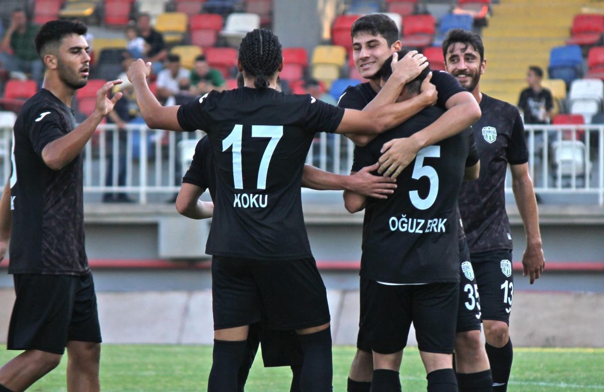 Fatsa Belediyespor’un Rakibinden Gövde Gösterisi