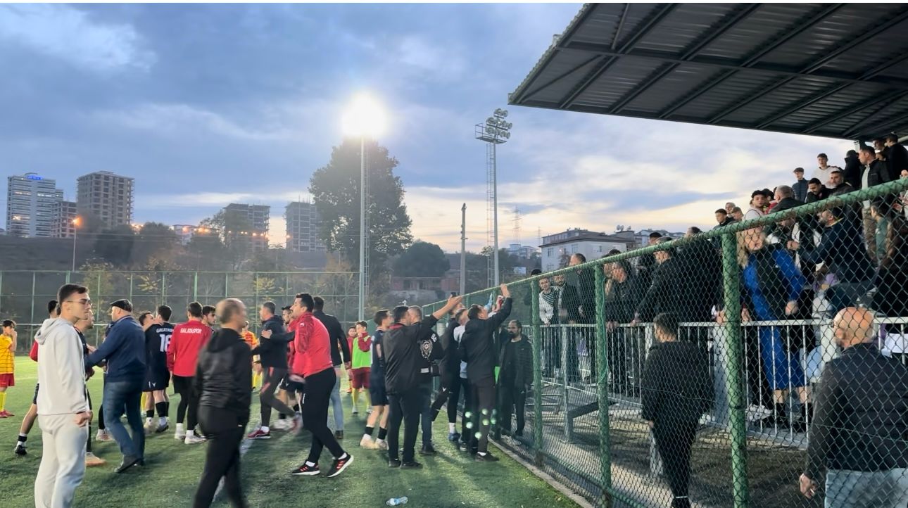  Eskipazarspor – Galataspor Maçı Sonrası Olaylar Büyümeden Engellendi