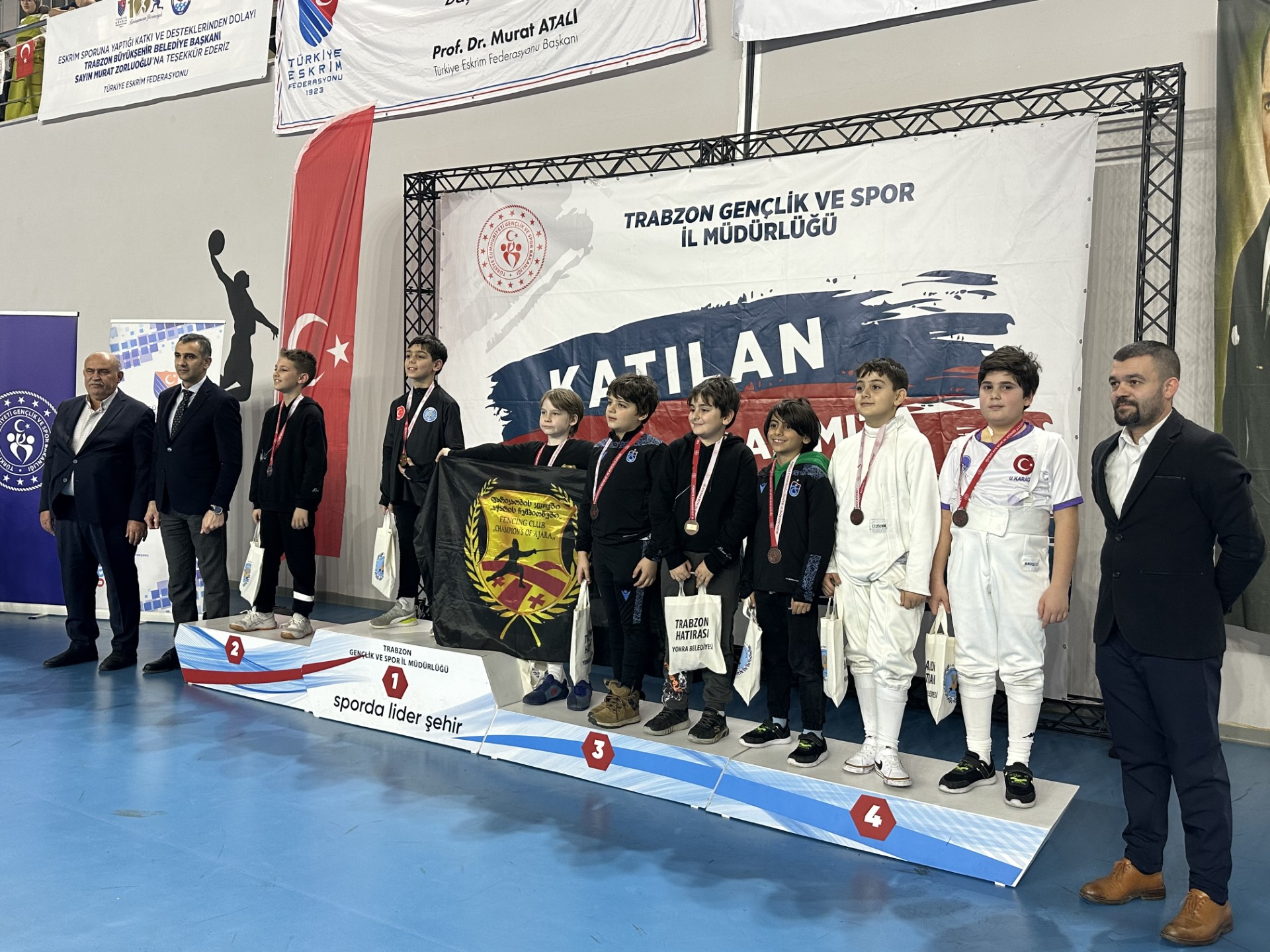  Minikler Eskrim Epe Açık Turnuvası’nda Ordu’ya Madalya Geldi