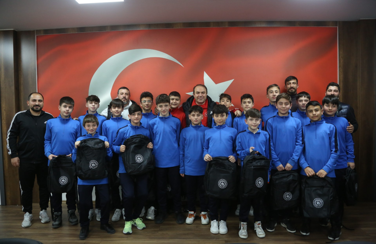 Ordu Gençlik ve Spor İl Müdürlüğü Kulübü Futbol Takımından Genç’e Ziyaret