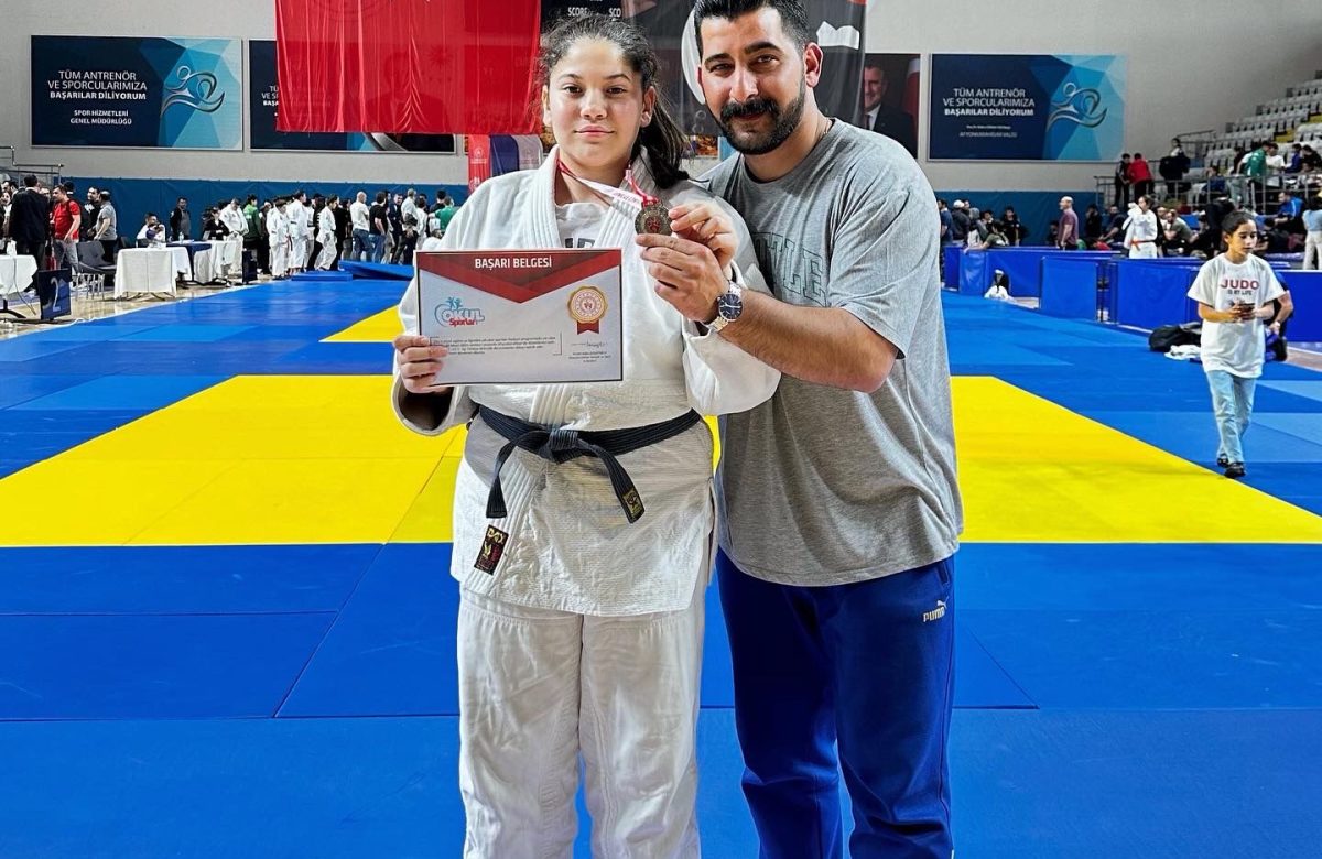 Okul Sporları Judo Küçükler Şampiyonu Ordulu Ceylin Oldu