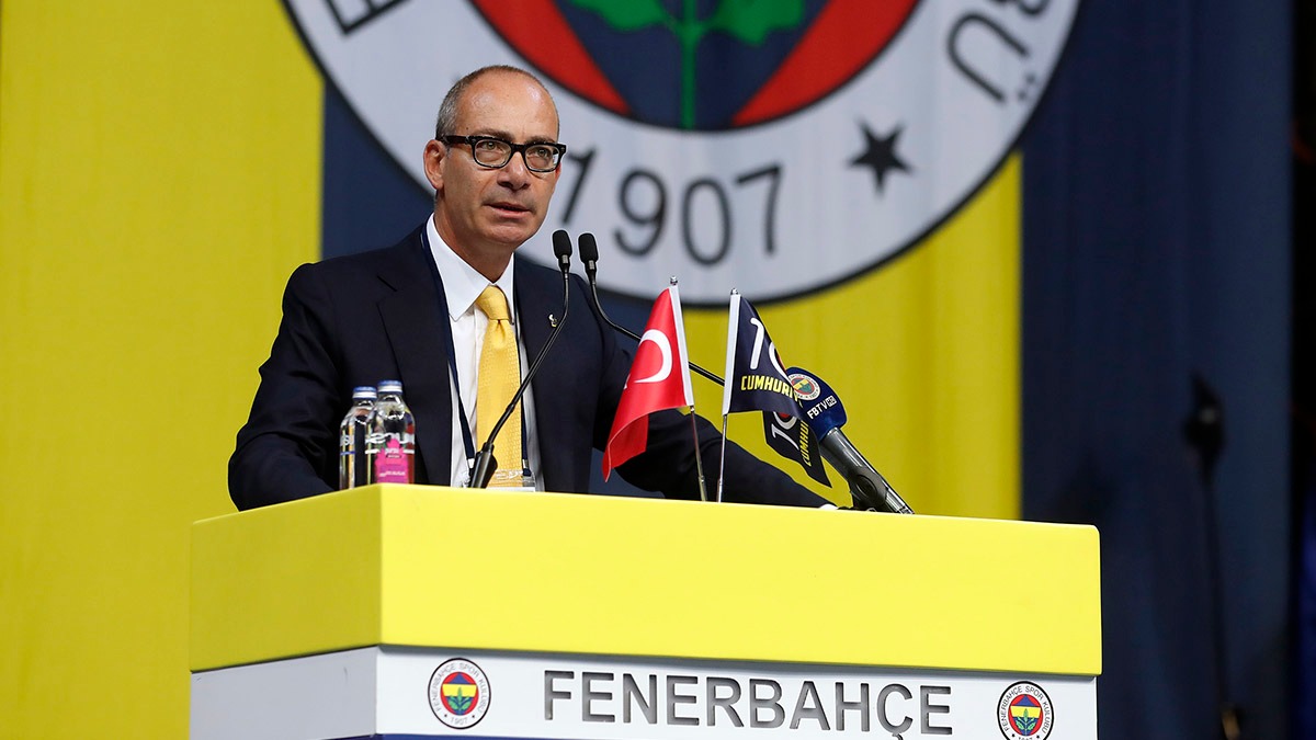 Fenerbahçe’den Jet Hızıyla Açıklama Geldi ”Futbolcularımızın Koruma Refleksi Yok Sayıldı”