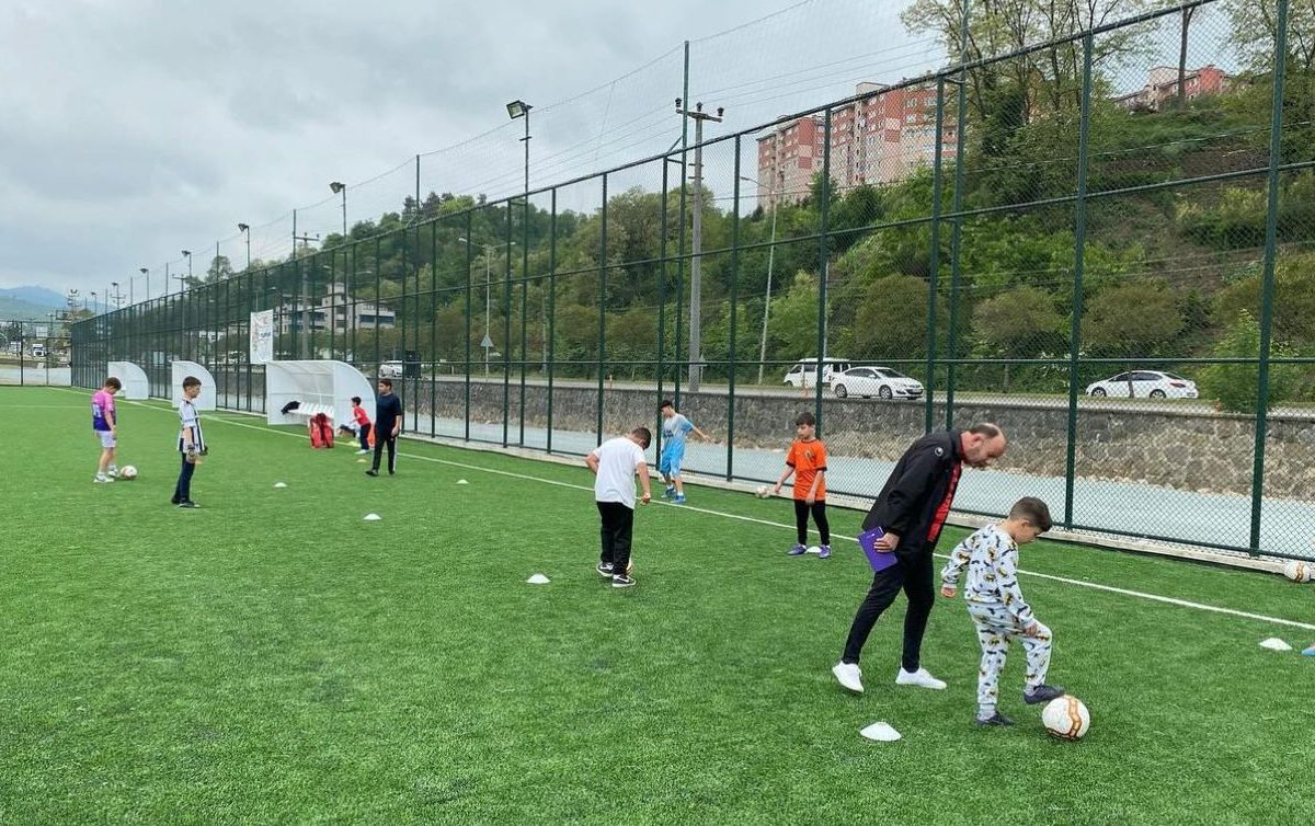 Eskipazarspor’da Futbol Okulu Çalışmaları Başladı