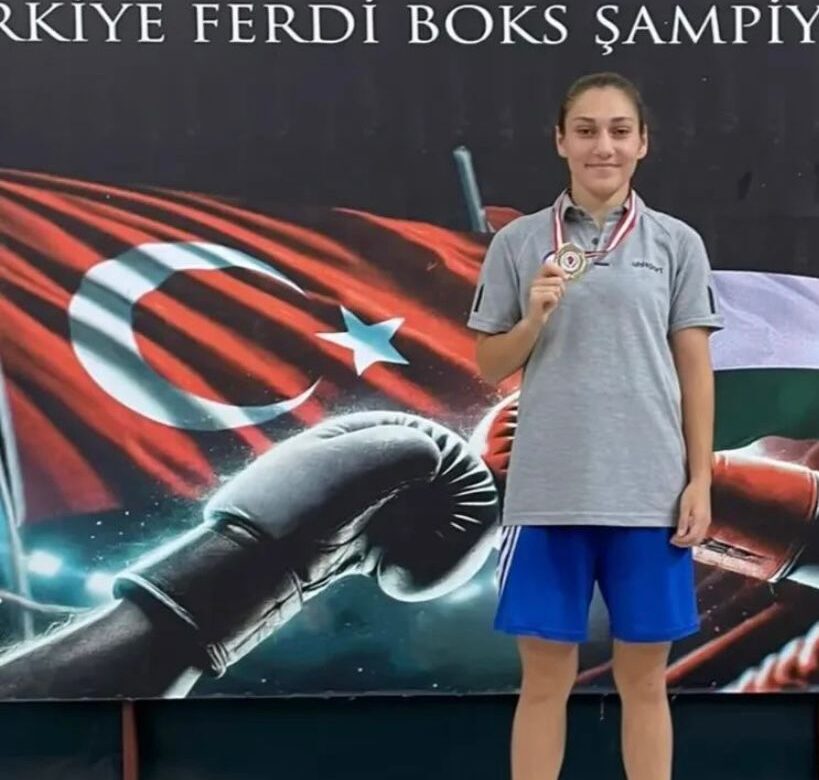 Gamze Soğuksu Bursa’da da Zirveye Çıktı, U22 Türkiye Şampiyonu Oldu