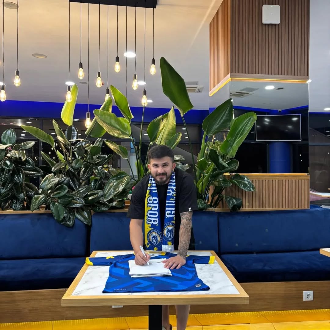  Gülyalı Bozkurtspor Sol Bek Eren’i Aldı