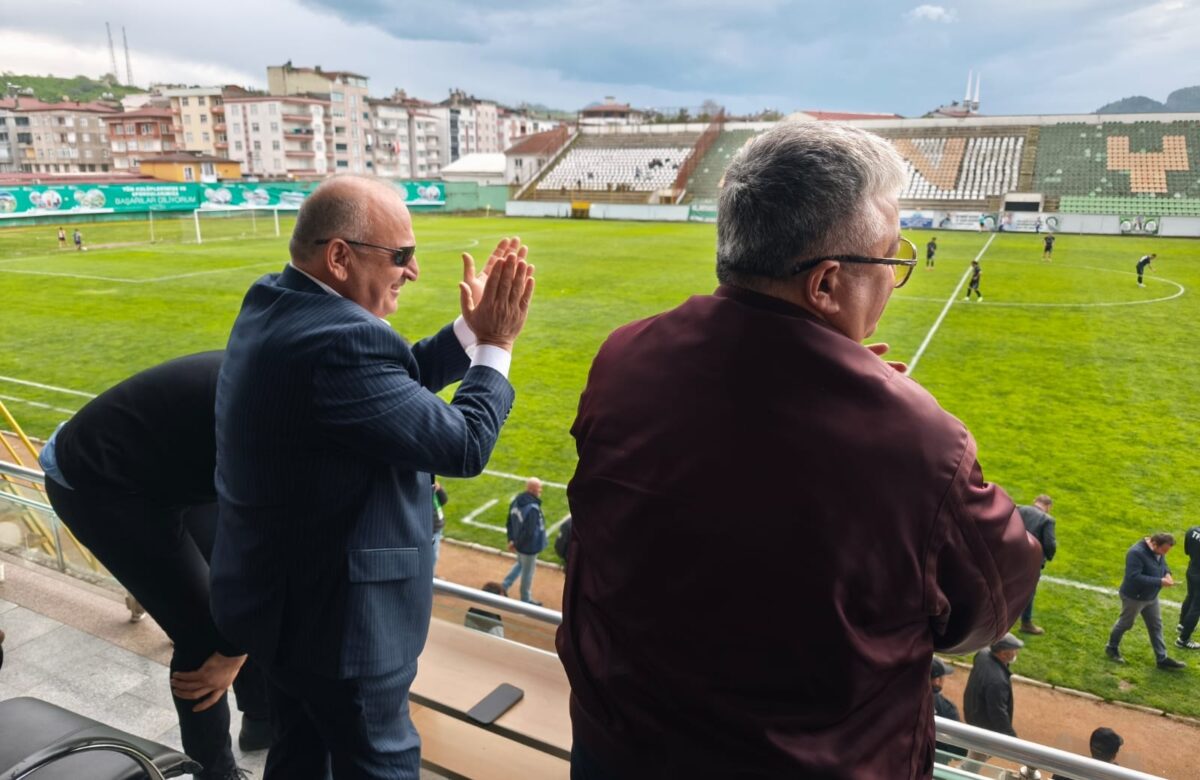 Hüseyin Tavlı ”Ünye Şehir Stadyumu’nu Taşıyarak…”