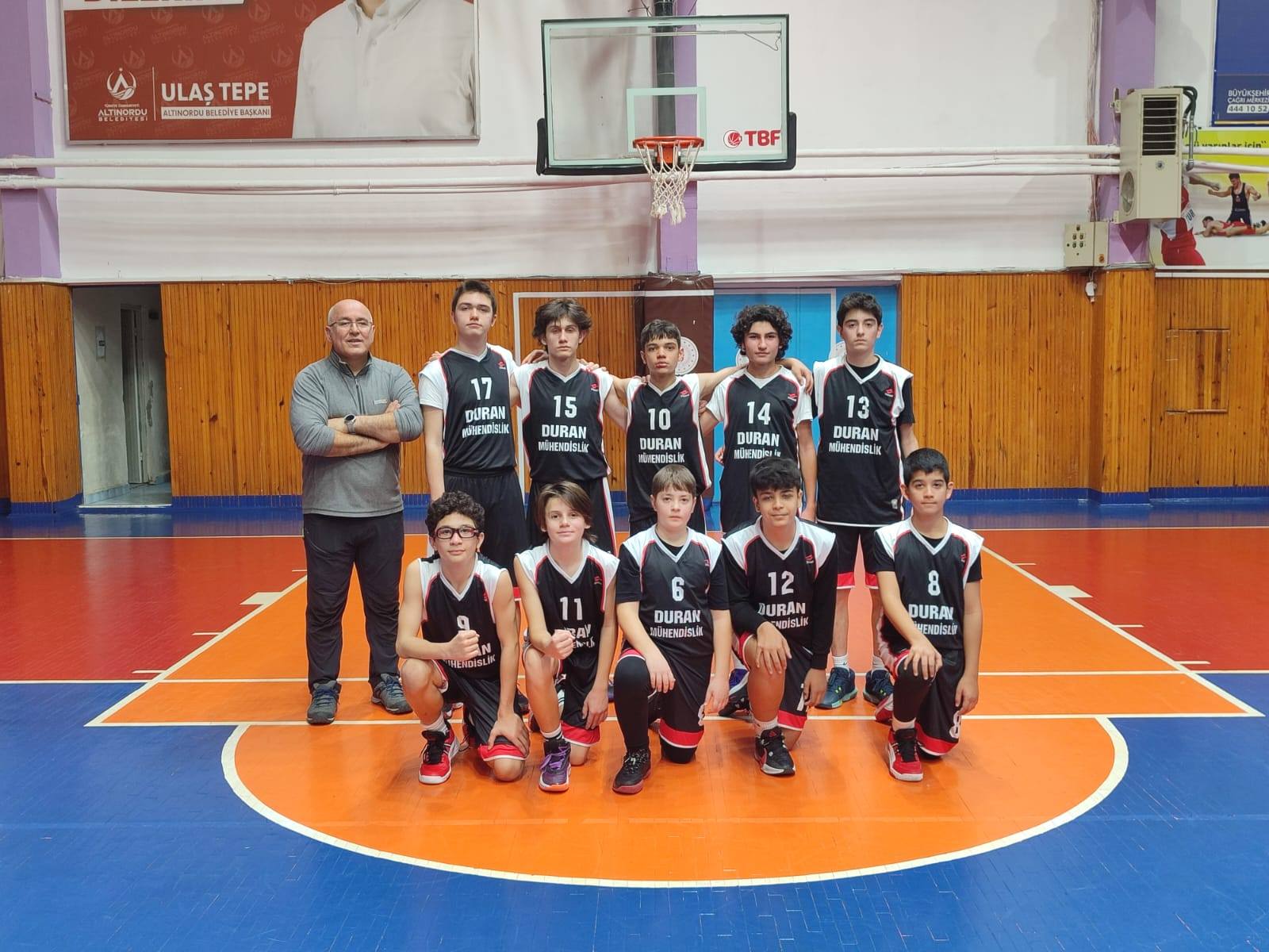 Hamdullah Suphi Tanrıöver Orta Okulu, Basketbol’da İkincilik Aldı