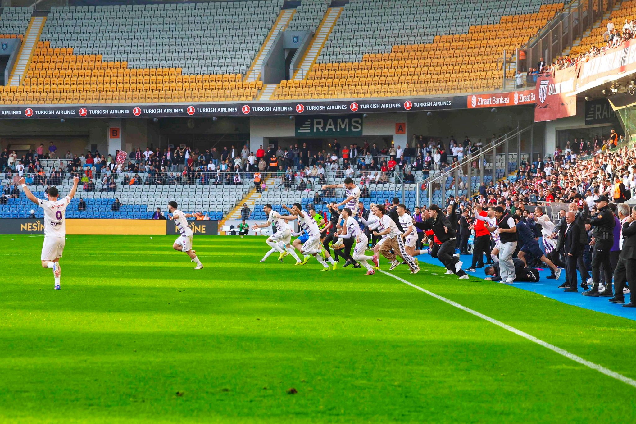 52 Orduspor Futbol Kulübü’nde O İsimler Bu Kez Kupa Kaldırdı