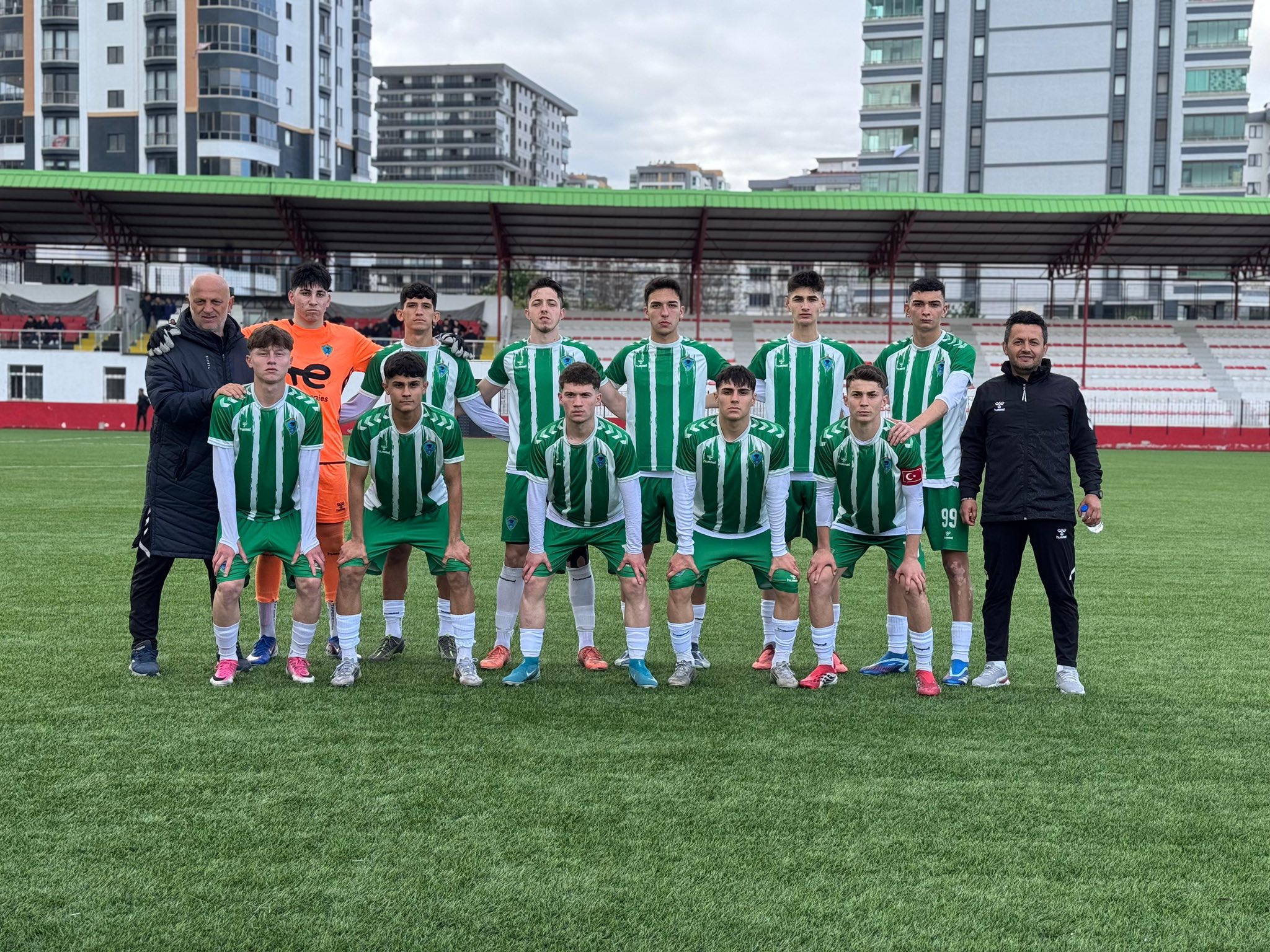 Demirspor U18 Samsun’da İlk Maçını Kazandı 1-4