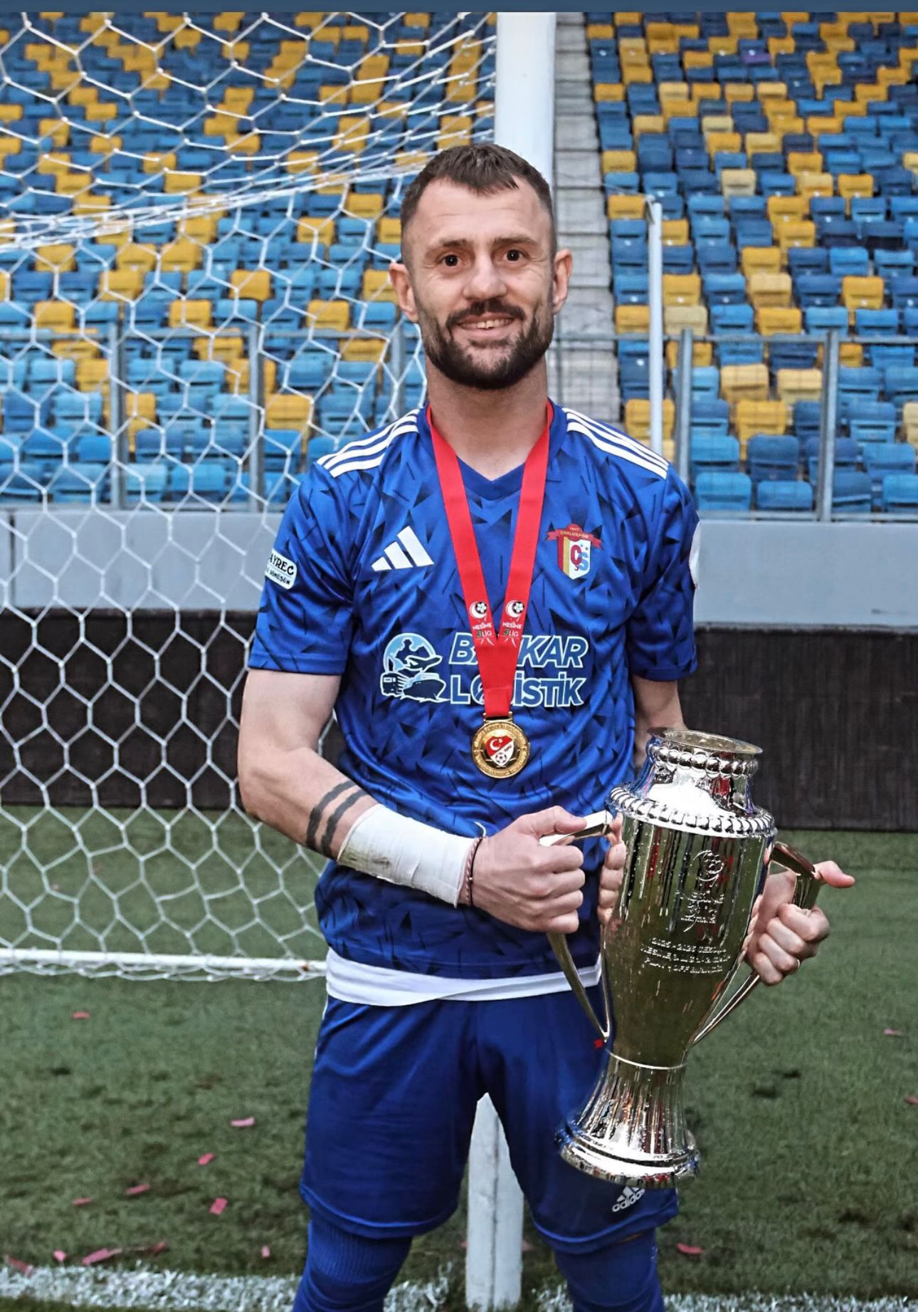 Ersin Aydın’ın Kupa Sevinci